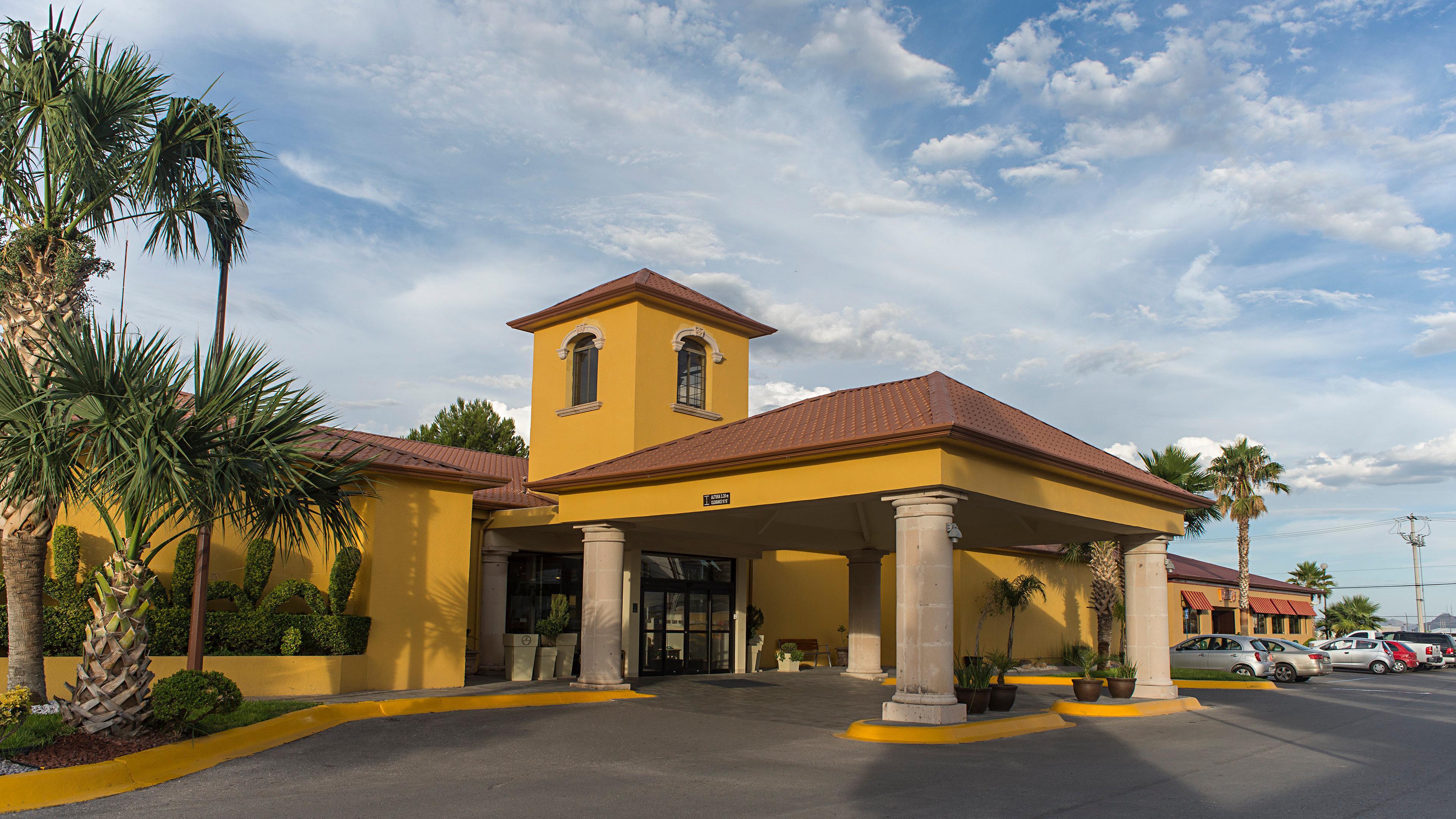 Holiday Inn Express Chihuahua By Ihg Esterno foto