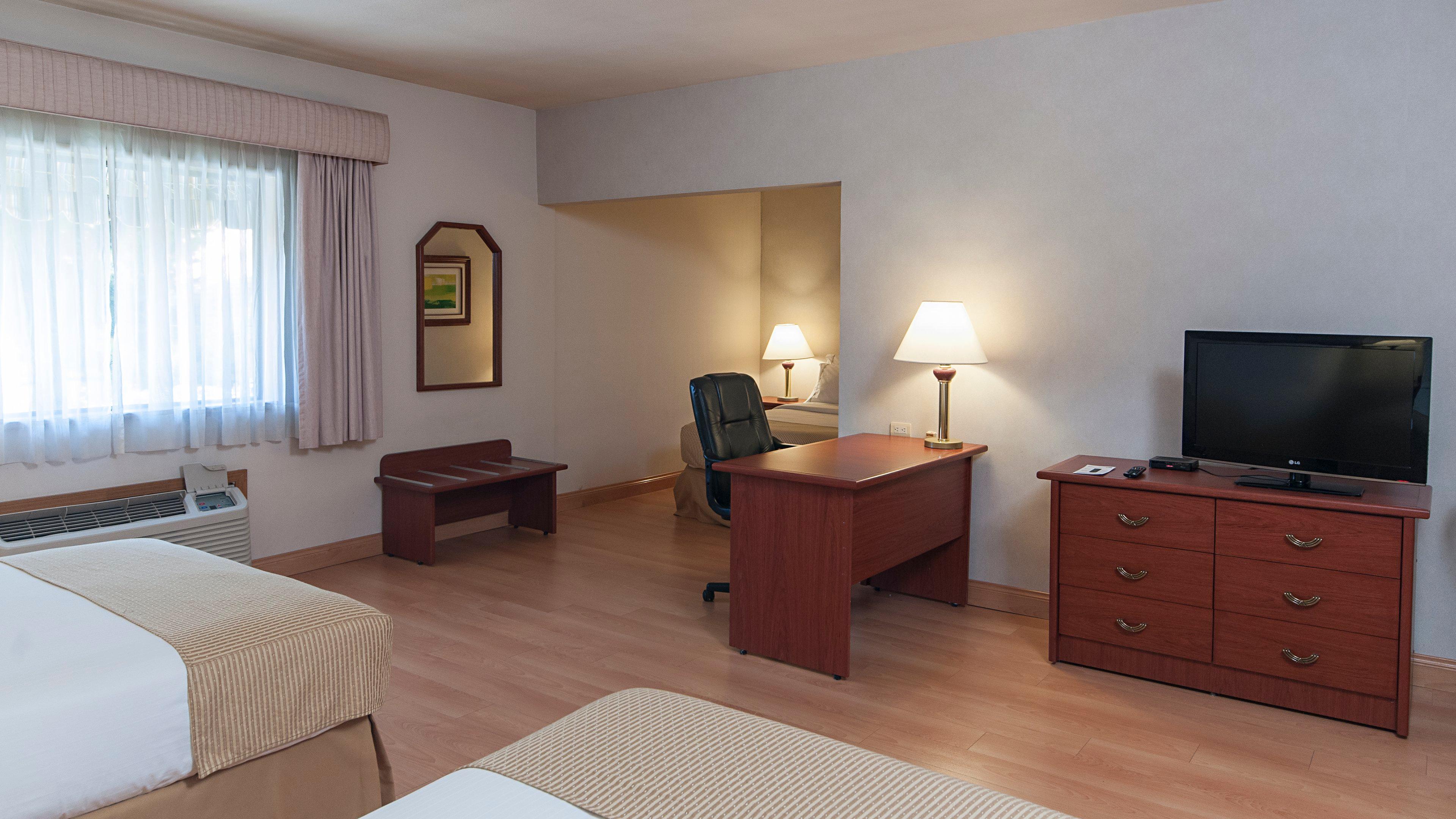 Holiday Inn Express Chihuahua By Ihg Esterno foto